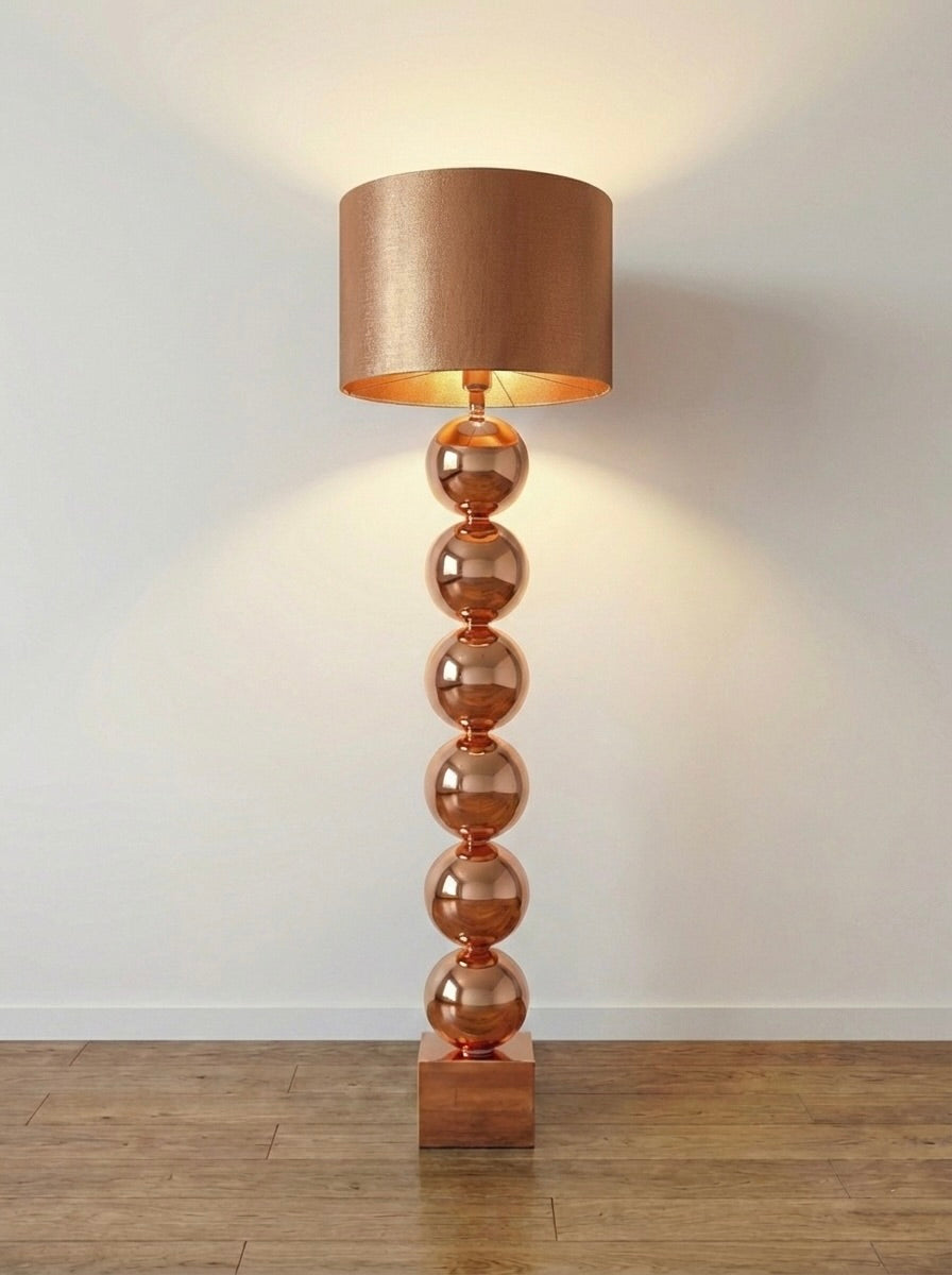 Lampadaire décoratif à boules métalliques