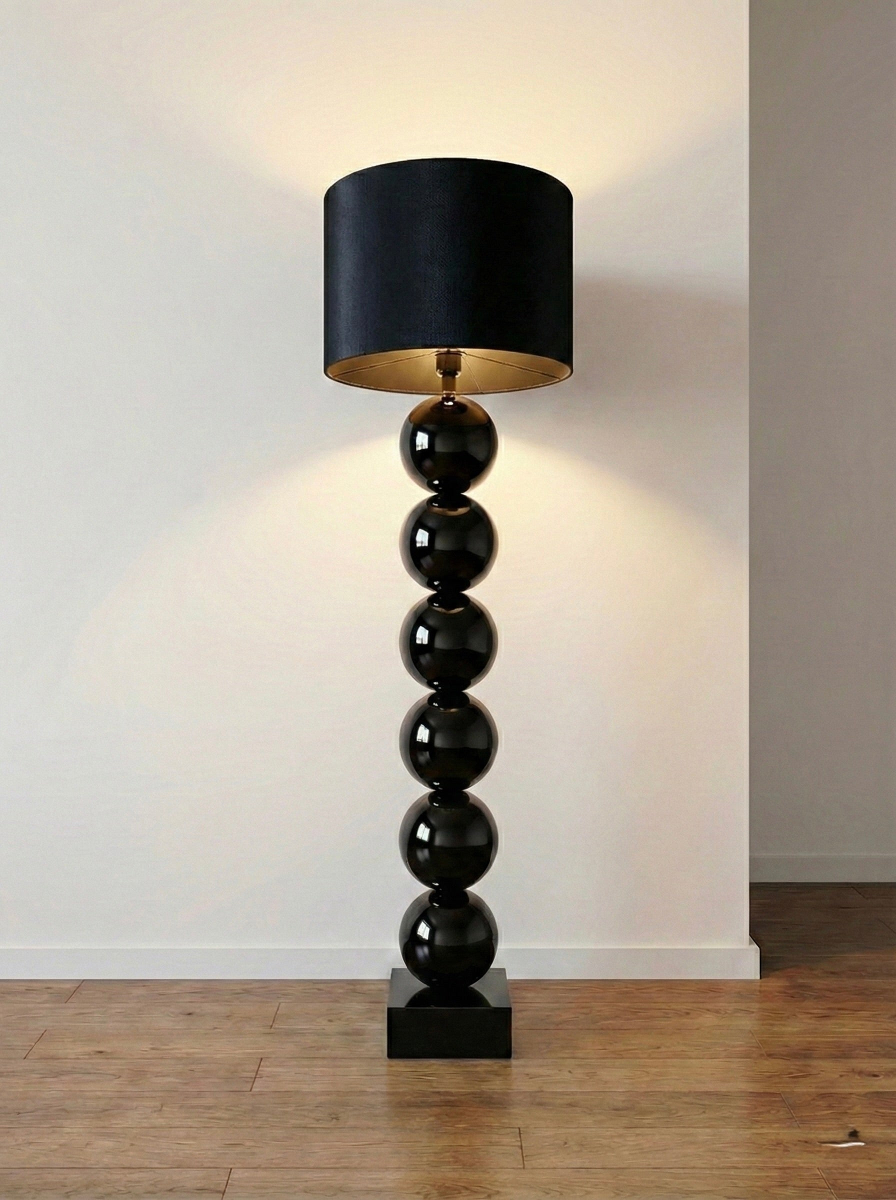 Lampadaire décoratif à boules métalliques