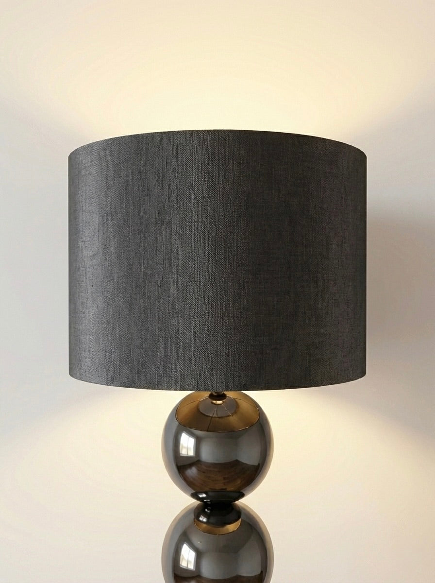 Lampadaire décoratif à boules métalliques