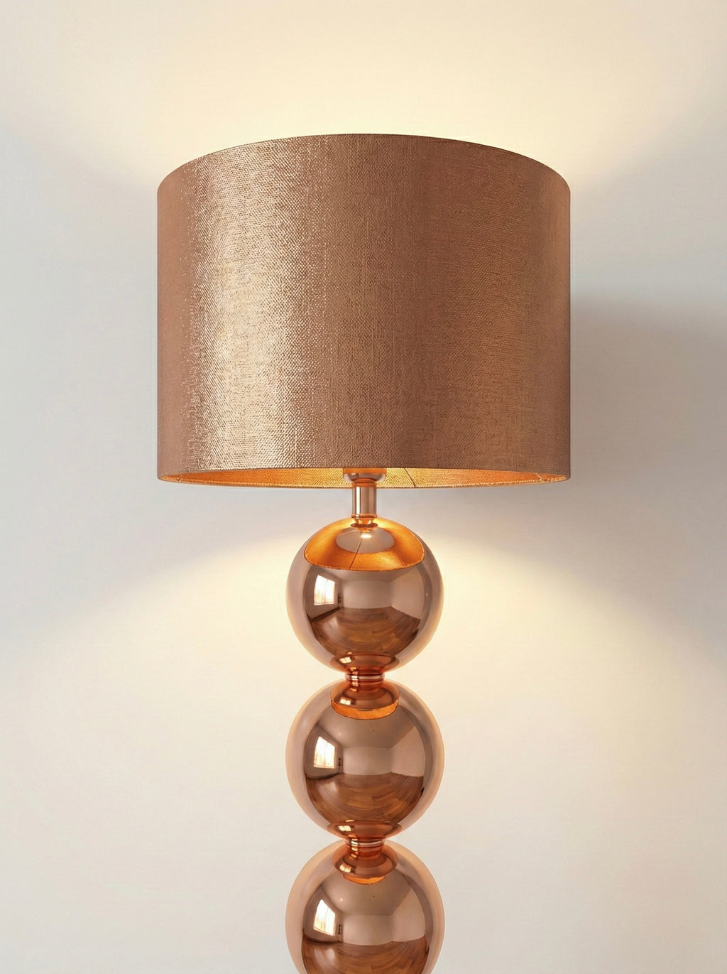 Lampadaire décoratif à boules métalliques