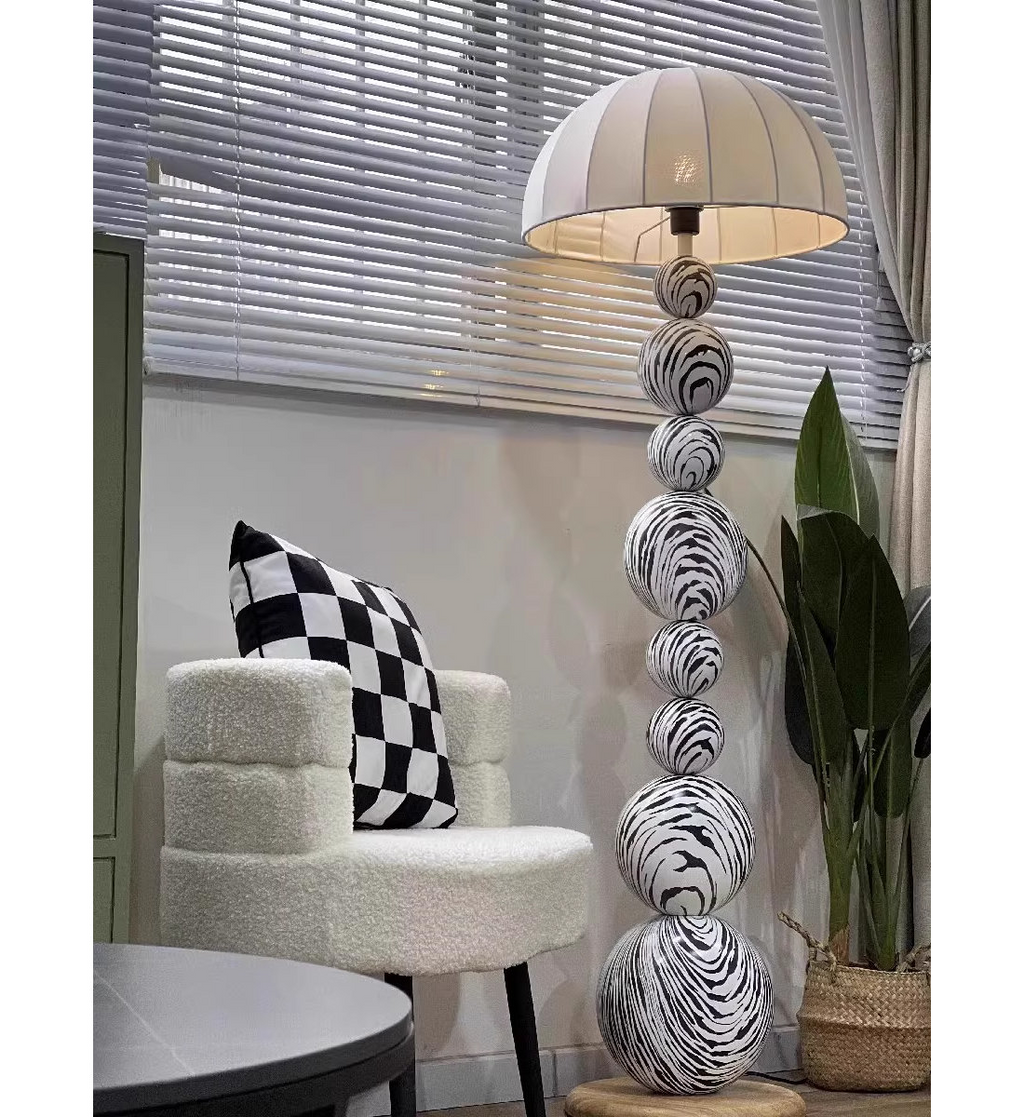 Lampadaire zebre