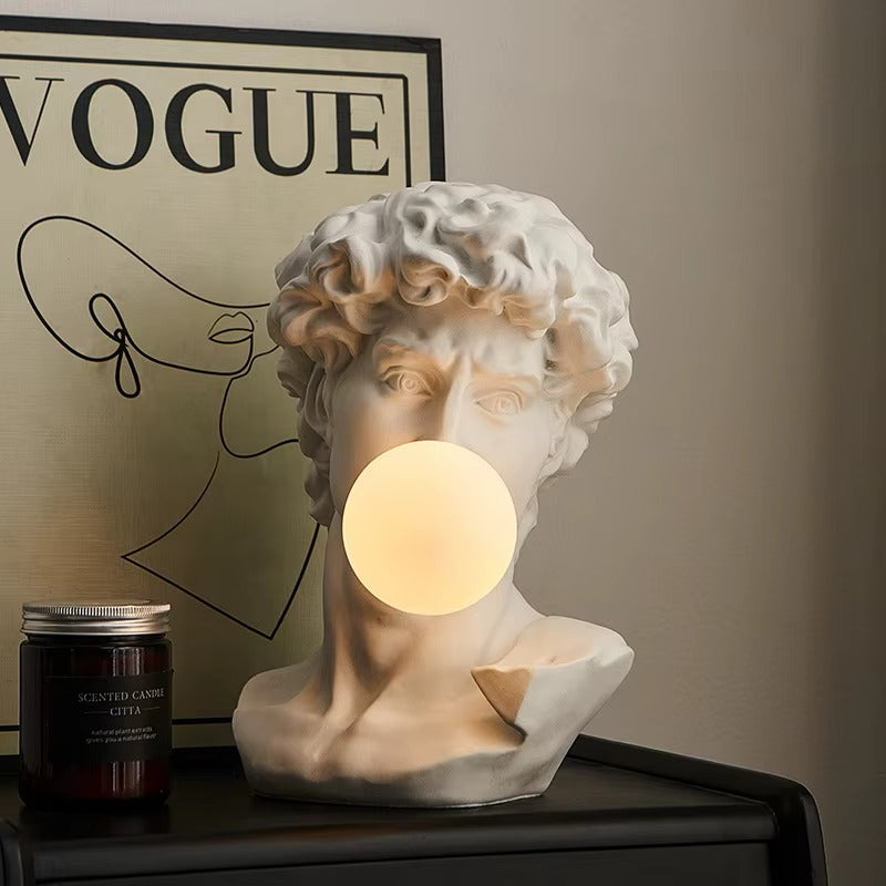 Lampe de table sculpture David à bulle lumineuse